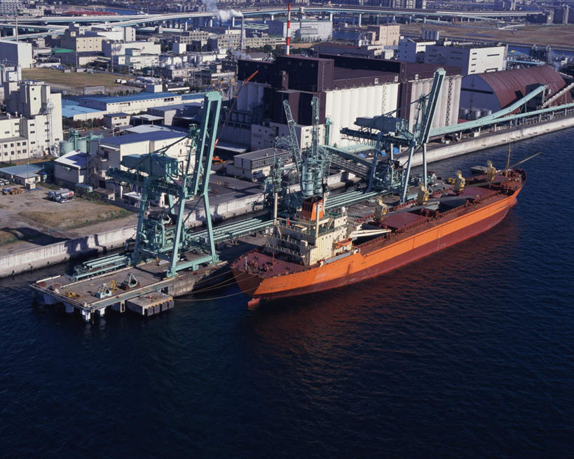 无人,码头,横图,俯视,航拍,室外,白天,度假,运输业,技术,海浪,海洋,美景,城市风光,城市,港口,建筑,日本,亚洲,景观,浪花,建筑群,交通,速度,娱乐,设备,建设,施工,海水,享受,休闲,机械,起重机,景色,放松,运输,运输船,大阪,工程,鸟瞰,海景,东亚,本州,大阪府,本州岛,日本国,近畿地方,近畿,县厅,大阪市,大海,风浪,海,海水的波动,近岸浪,涌浪,彩图,高角度拍摄,摆渡口,埠头,渡口,渡头,港湾,海港,货运码头,口岸,商港