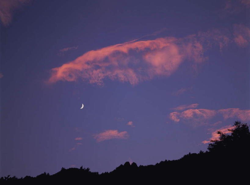 无人,横图,室外,白天,正面,旅游,度假,美景,日落,森林,山,山脉,树林,植物,东京,日本,亚洲,景观,山峰,晚霞,霞光,云,云朵,火烧云,山峦,云彩,娱乐,树,树木,绿色,自然,黄昏,群山,享受,休闲,景色,彩霞,放松,生长,成长,自然风光,东亚,本州,关东地方,本州岛,日本国,东京都,夕阳,彩图