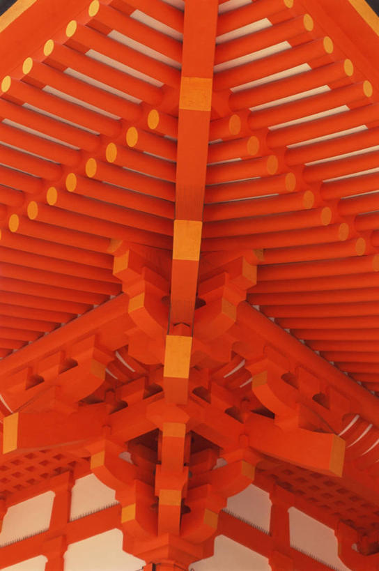 无人,竖图,室外,特写,白天,仰视,旅游,度假,兴奋,热情,标志建筑,地标,建筑,京都,日本,亚洲,节日,屋顶,神社,开放,顶棚,文化,娱乐,建设,红色,祈祷,享受,休闲,健康,温暖,旅游胜地,奔放,放松,活力,积极,激情,许愿,宗教,信仰,朝气,京都府,纪念,神道,暖色,祈求,祭祀,吉祥,生命,饱满,东亚,本州,本州岛,日本国,近畿地方,平安神宫,近畿,神道教,革命,热烈,赤色,充实,斗志,喜气,主动,社屋,平安,彩图,低角度拍摄,欢乐