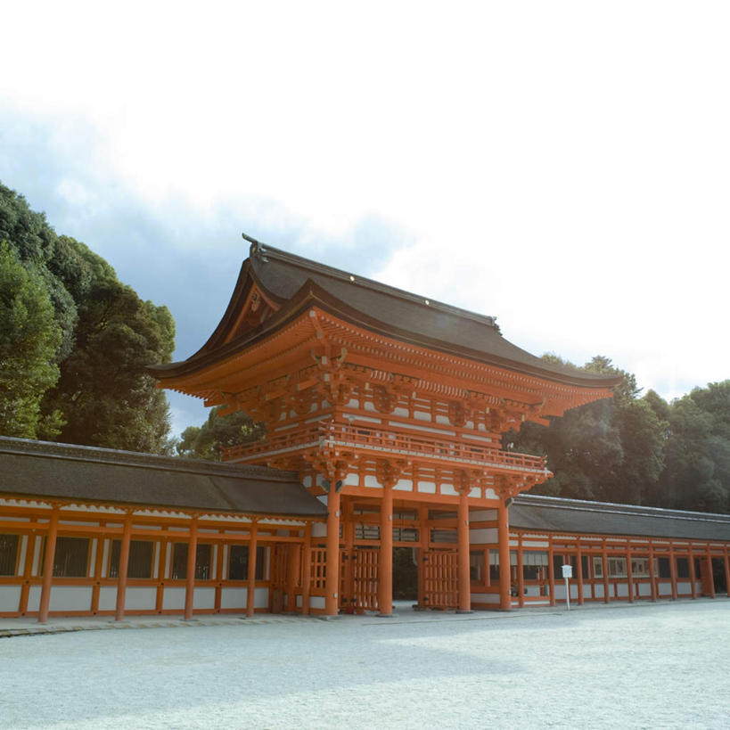 无人,寺庙,方图,室外,白天,正面,旅游,度假,标志建筑,地标,建筑,京都,日本,亚洲,阴影,节日,光线,影子,云,云朵,建筑群,云彩,文化,娱乐,建设,蓝色,白云,蓝天,天空,阳光,庙宇,天,祈祷,享受,休闲,健康,放松,许愿,宗教,佛教,信仰,京都府,晴朗,纪念,祈求,神殿,东亚,本州,本州岛,日本国,近畿地方,靖国神社,近畿,释教,平安,晴空,彩图,庙,寺