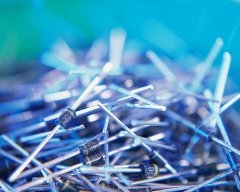 无人,横图,俯视,室内,特写,白天,静物,许多,阴影,朦胧,模糊,缠绕,光线,金属,电器,影子,银色,混乱,电阻,电阻器,彩图,高角度拍摄