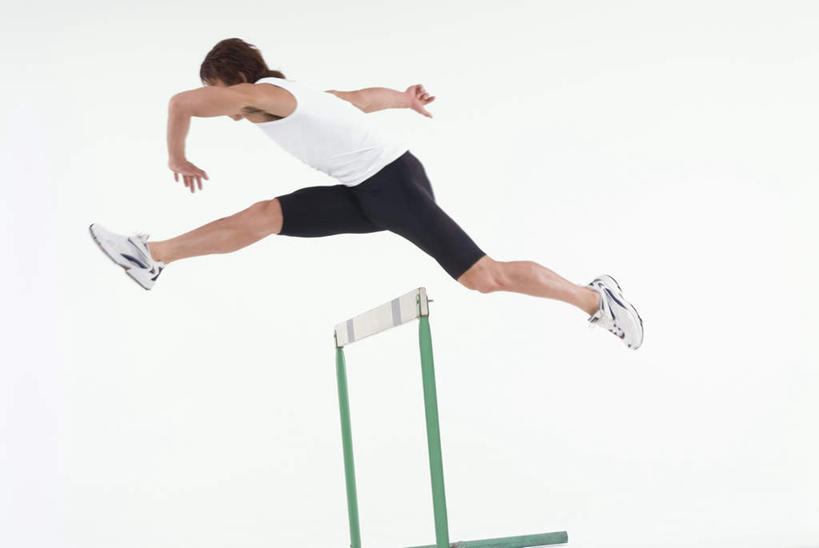 东方人,一个人,运动员,跳,伸展双臂,横图,室内,白天,白色背景,侧面,运动服,亚洲,仅一个男性,仅一个人,阴影,服装,光线,影子,半空,注视,黄种人,仅一个年轻男性,衣服,观察,看,摄影,服饰,影棚,观看,察看,衣着,穿着,关注,衣饰,跨栏,男人,男性,年轻男性,亚洲人,体育运动员,运动选手,敞开双臂,伸开双臂,跳跃,展开双肩,张开手臂,张开双臂,彩图,全身,影棚拍摄,拍摄,运动装