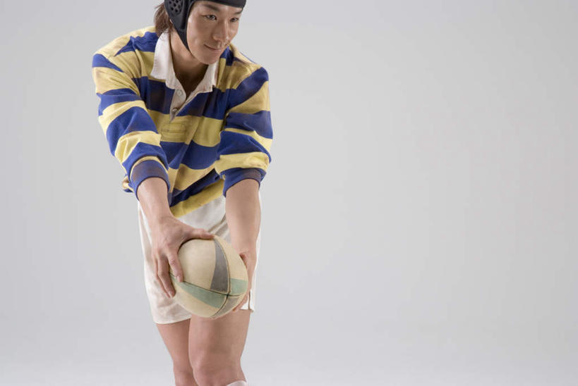 东方人,一个人,运动员,站,横图,室内,白天,白色背景,正面,运动服,锻炼,运动,排球,亚洲,仅一个男性,仅一个人,阴影,服装,光线,影子,排球装备,拿,拿着,注视,黄种人,运动器械,仅一个年轻男性,衣服,观察,看,站着,健身器械,摄影,服饰,影棚,观看,察看,衣着,穿着,关注,健身器材,衣饰,体育,排球运动,男人,男性,年轻男性,亚洲人,体育运动员,运动选手,站立,半身,彩图,影棚拍摄,健身,拍摄,运动器材,运动装