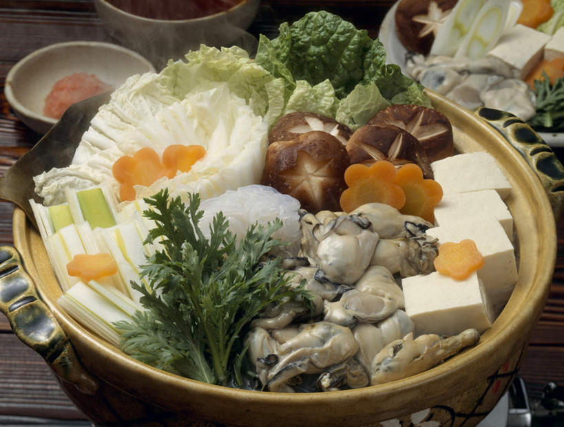 海鲜,豆腐,无人,横图,俯视,室内,特写,白天,烹饪,雾,桌面,桌子,阴影,沸腾,光线,木制,蒸汽,砂锅,影子,菌菇,日本料理,料理,食品,水蒸气,菌类,蛤蜊,火锅,水产,沙锅,菜肴,美食,海洋生物,食物,木制品,日式料理,日式,食用菌,蛤,佳肴,豆制品,水生动物,海产品,水生物,海底动物,蛤仔,蒸发,滑子菇,珍珠菇,滑菇,暖锅,彩图,高角度拍摄