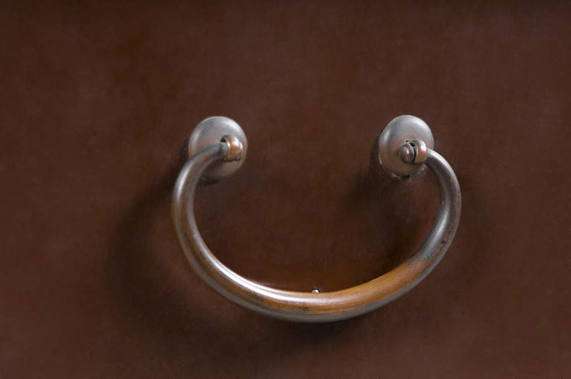 无人,横图,室外,特写,白天,正面,柜子,抽屉,储物柜,梳妆台,一个,把手,单个,古董,储存,储备,蕴藏,贮备,拉手,彩图,贮存