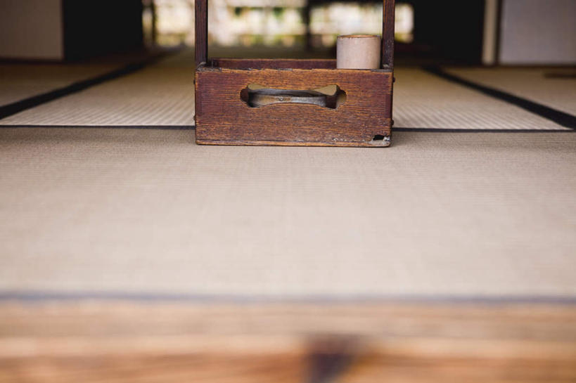 无人,横图,室内,白天,正面,京都,日本,亚洲,阴影,光线,木制,木盒,影子,榻榻米,木制品,容器,京都府,古董,储藏,储存,东亚,本州,本州岛,日本国,近畿地方,近畿,彩图,贮存