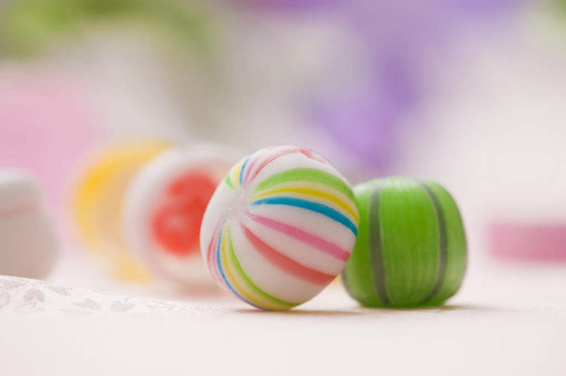 无人,横图,彩色,室内,特写,白天,正面,许多,阴影,朦胧,模糊,光线,影子,食品,糖,糖果,甜点,甜品,软糖,食物,排列,甜食,摆列,彩图,布列,分列