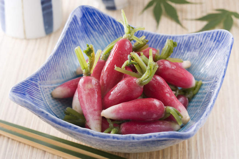 泡菜,无人,横图,俯视,室内,特写,白天,烹饪,萝卜,白萝卜,蔬菜,餐具,朦胧,模糊,新鲜,腌菜,日本料理,料理,食品,菜肴,美食,食物,日式料理,日式,佳肴,有机食品,绿色食品,进餐用具,烹调用具,莱菔,彩图,高角度拍摄