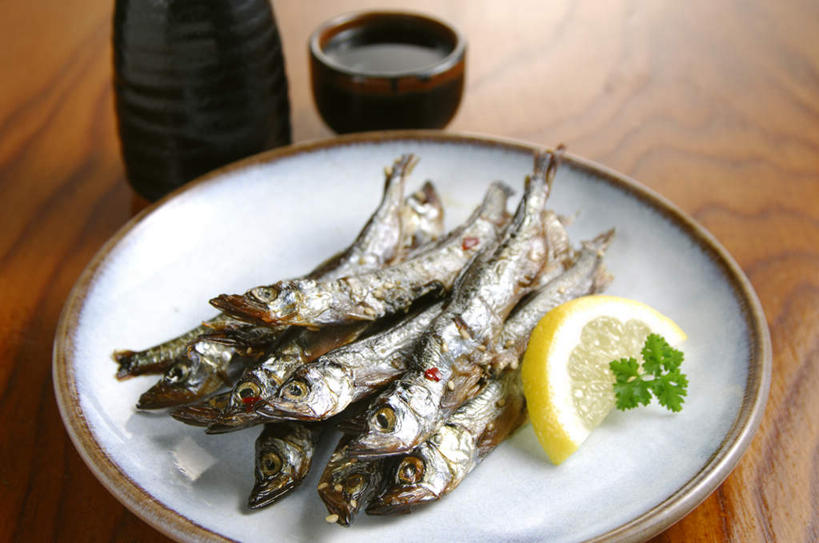 海鲜,无人,横图,俯视,室内,特写,白天,烹饪,筷子,柠檬,杯子,餐具,水果,切片,碟子,壶,盘,日本料理,料理,食品,酒壶,文化,传统,水产,菜肴,美食,水壶,食物,盘子,茶壶,酒杯,水杯,碟,日式料理,日式,摄影,佳肴,影棚,礼节,海产品,礼仪,胡瓜鱼,毛鳞鱼,池沼公鱼,茶杯,进餐用具,益母果,柠果,彩图,高角度拍摄,影棚拍摄,拍摄