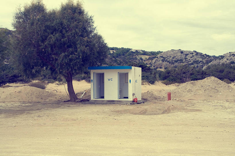 无人,横图,室外,白天,正面,旅游,度假,石头,美景,日落,沙滩,山,山脉,植物,卫生间,洗手间,希腊,欧洲,一棵,沙子,石子,海岸,景观,山峰,晚霞,霞光,落日,沙地,山峦,娱乐,树,树木,绿色,自然,黄昏,群山,享受,休闲,景色,彩霞,放松,生长,成长,罗得岛,自然风光,公厕,公共厕所,希腊共和国,夕照,薄暮,厕所,海滩,石块,岩石,夕阳,彩图,傍晚,斜阳