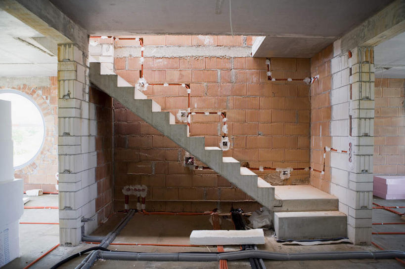 无人,横图,室内,白天,正面,石头,楼梯,石子,阶梯,墙,墙壁,墙面,台阶,建筑工地,地盘,建筑地盘,施工地盘,石块,彩图,工地