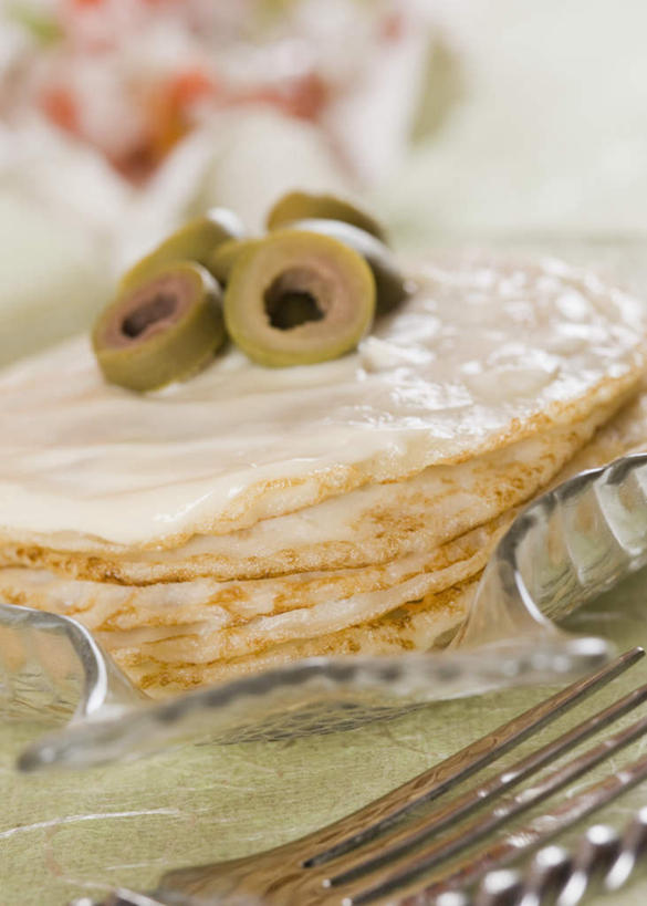 无人,竖图,室内,特写,白天,正面,烹饪,西餐,橄榄,一堆,许多,堆叠,堆积,朦胧,模糊,料理,食品,菜肴,美食,食物,西式,佳肴,堆,薄饼,青果,白榄,彩图