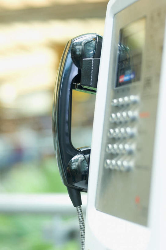 无人,打电话,竖图,室内,特写,白天,正面,电话,朦胧,模糊,通讯设备,话筒,电话线,固定电话,交流,电话机,沟通,通话,彩图