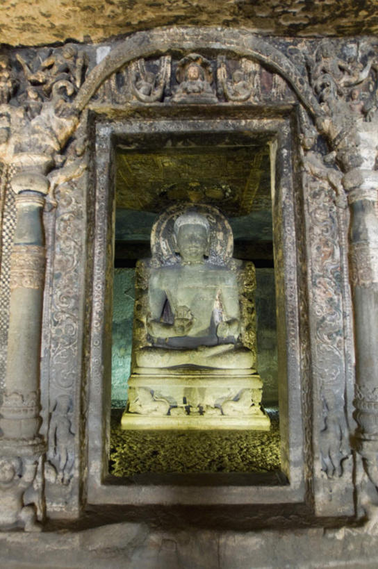 无人,竖图,室内,白天,正面,旅游,度假,石头,名胜古迹,标志建筑,地标,建筑,雕塑,印度,亚洲,节日,遗迹,艺术,装饰,雕刻,雕像,石子,墙,古迹,文化,文物,娱乐,建设,古建筑,墙壁,墙面,工艺品,祈祷,享受,休闲,健康,旅游胜地,放松,许愿,宗教,信仰,纪念,祈求,美术,基督教,天主教,修道院,主题,南亚,陈列,信念,古文明,印度共和国,功能,美学,马哈拉施特拉邦,神学院,修院,隐修院,阿旃陀,平安,石块,彩图