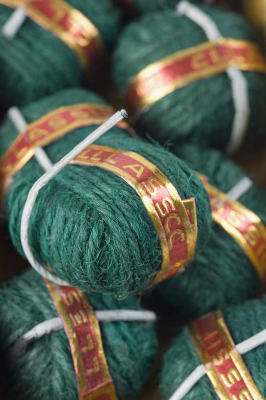 无人,竖图,俯视,室内,特写,白天,鞭炮,许多,堆叠,朦胧,模糊,圆形,导火线,摄影,影棚,堆,印度文化,爆竿,爆仗,爆竹,鞭爆,炮仗,彩图,高角度拍摄,影棚拍摄,拍摄