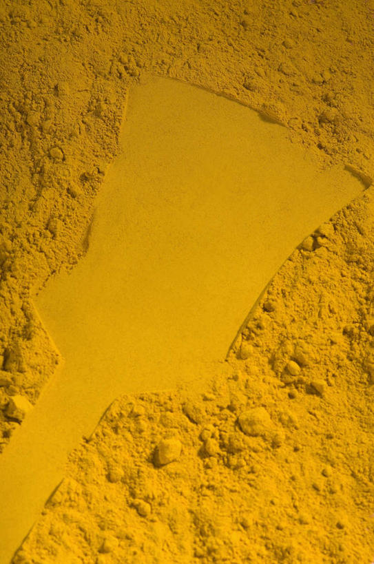 无人,竖图,俯视,室内,特写,白天,植物,一堆,堆叠,堆积,粉末,草药,药草,中药,黄色,粉,姜黄,堆,药材,中草药,中药材,本草,粉状,粉剂,彩图,高角度拍摄