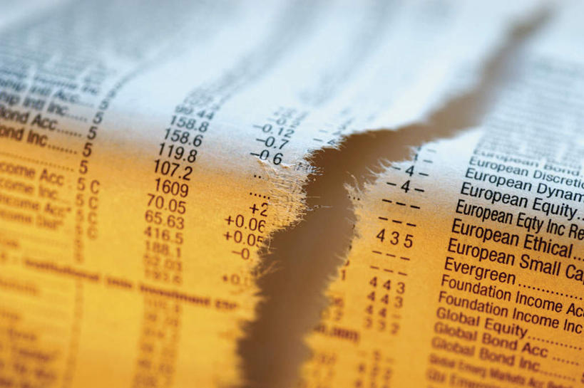 无人,横图,俯视,室内,特写,白天,数据,静物,朦胧,模糊,英文,标志,材料,档案,数字,文件,文字,字符,字母,标识,资料,报表,阿拉伯数字,英文字母,破裂,文档,彩图,高角度拍摄