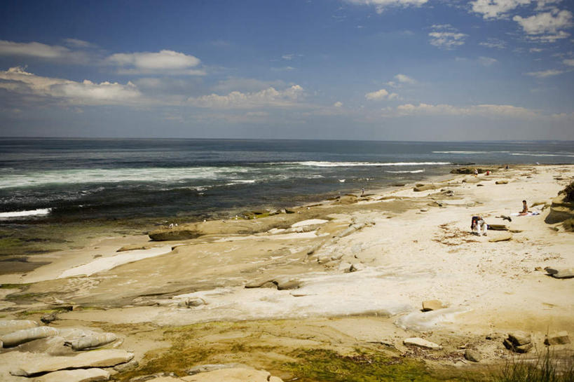 无人,横图,室外,白天,正面,旅游,度假,美景,沙滩,美国,阴影,光线,沙子,影子,海岸,景观,水平线,云,云朵,辽阔,海平线,沙地,云彩,娱乐,蓝色,白云,蓝天,天空,阳光,自然,天,享受,休闲,广阔,景色,放松,晴朗,一望无际,北美,北美洲,加利福尼亚,自然风光,美洲,加州,圣地亚哥,加利福尼亚州,金州,黄金州,圣地牙哥,圣迭戈,北亚美利加洲,亚美利加洲,无边无际,一马平川,拉霍亚,海滩,晴空,彩图,水天相接,水天一线