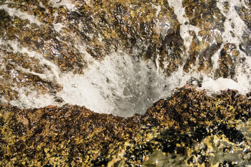 无人,横图,俯视,室外,特写,白天,旅游,度假,海浪,海洋,石头,美景,山,山脉,美国,阴影,光线,石子,影子,景观,浪花,山峰,山峦,娱乐,阳光,自然,海水,群山,享受,休闲,景色,放松,北美,北美洲,加利福尼亚,自然风光,美洲,海景,加州,圣地亚哥,加利福尼亚州,金州,黄金州,圣地牙哥,圣迭戈,北亚美利加洲,亚美利加洲,大海,风浪,海,海水的波动,近岸浪,石块,岩石,涌浪,彩图,高角度拍摄