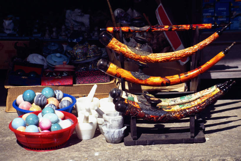 无人,商店,横图,俯视,室外,白天,度假,美景,城市风光,城市,贝壳,越南,复活节,亚洲,一堆,许多,堆叠,堆积,节日,庆祝,塑料,景观,蛋,文化,娱乐,商铺,货架,架子,容器,塑料制品,碗,庆典,享受,休闲,景色,放松,东南亚,纪念,储藏,堆,储存,陈列架,彩蛋,复活节彩蛋,越南社会主义共和国,超市货架,市肆,商号,岘港市,贝类外壳,海螺壳,软体动物外壳,彩图,高角度拍摄,店铺,贮存