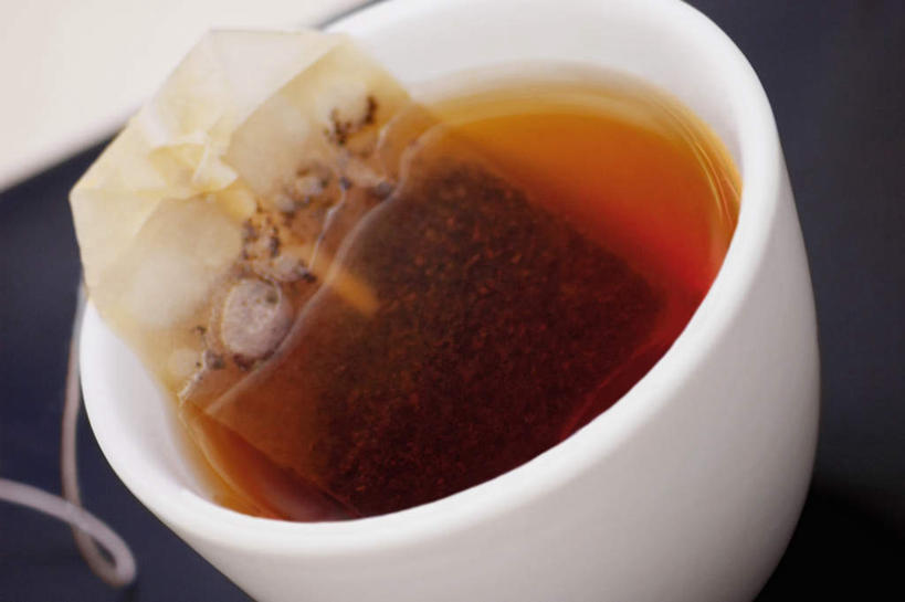 无人,横图,俯视,室内,特写,白天,幸福,餐桌,茶,桌子,杯子,阴影,朦胧,模糊,反射,影子,茶叶,一杯,娱乐,茶包,一个,水杯,享受,休闲,温馨,放松,乐趣,摄影,影棚,单个,餐台,提神,舒适,袋泡茶,醒脑,茶杯,彩图,高角度拍摄,影棚拍摄,拍摄