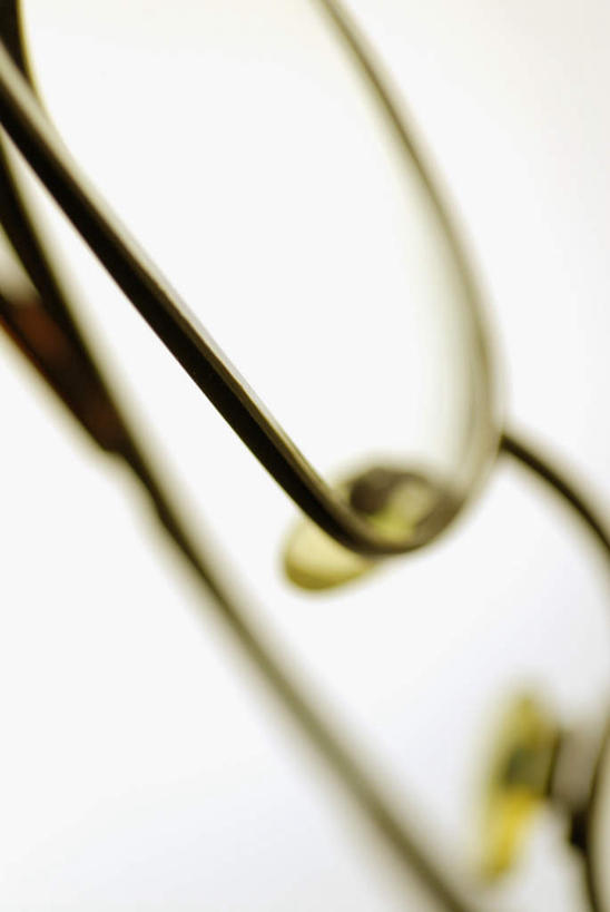 无人,竖图,俯视,室内,特写,白天,白色背景,静物,一副,朦胧,模糊,眼镜,摄影,影棚,近视眼镜,彩图,高角度拍摄,影棚拍摄,拍摄