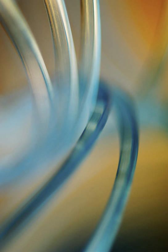 无人,竖图,俯视,室内,特写,白天,静物,朦胧,模糊,曲折,弯曲,螺旋,线条,塑料,塑料制品,蜿蜒,彩图,高角度拍摄