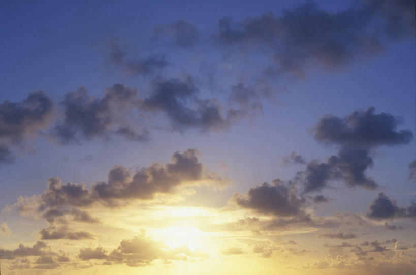 无人,横图,室外,白天,仰视,美景,太阳,阴影,光线,影子,景观,乌云,云,阴天,云朵,云彩,天空,阳光,自然,天,景色,昏暗,阴沉,自然风光,彩图,低角度拍摄