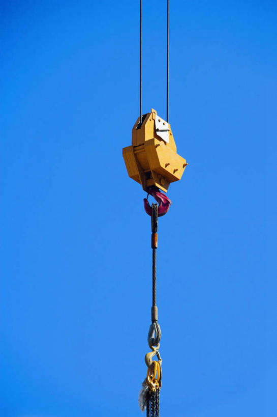 无人,竖图,室外,特写,白天,仰视,技术,建筑,阴影,光线,影子,设备,施工,蓝色,蓝天,天空,阳光,天,机械,起重机,晴朗,工程,万里无云,晴空,晴空万里,彩图,低角度拍摄