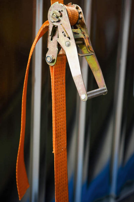 无人,码头,竖图,室外,特写,白天,正面,港口,静物,一根,朦胧,模糊,腰带,皮带,配饰,裤带,彩图,摆渡口,埠头,渡口,渡头,港湾,海港,货运码头,口岸,商港