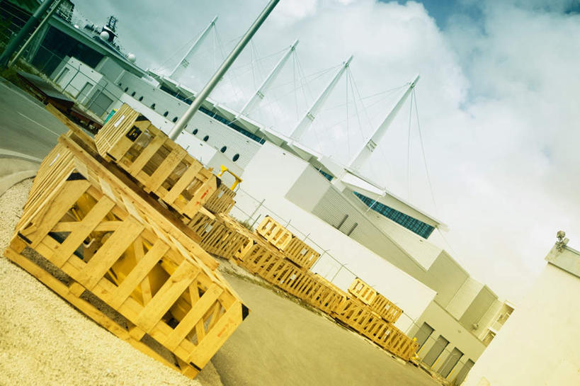 无人,码头,横图,室外,白天,仰视,技术,港口,建筑,阴影,光线,影子,云,云朵,云彩,设备,施工,蓝色,白云,蓝天,天空,阳光,容器,建筑工地,天,机械,起重机,晴朗,储藏,固定,工程,储存,地盘,建筑地盘,施工地盘,晴空,彩图,低角度拍摄,摆渡口,埠头,渡口,渡头,港湾,工地,海港,货运码头,口岸,商港,货盘,贮存