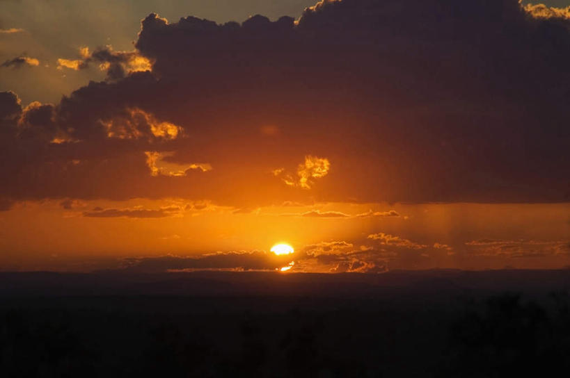 无人,动物园,横图,室外,白天,正面,旅游,度假,美景,日落,非洲,南非,阴影,光线,影子,地平线,景观,晚霞,霞光,落日,辽阔,地面,背光,娱乐,阳光,自然,黄昏,享受,休闲,广阔,景色,彩霞,放松,一望无际,国家公园,自然风光,延伸,逆光,克鲁格国家公园,天地相交,阿非利加洲,德兰士瓦省,南非共和国,无边无际,一马平川,夕照,夕阳,彩图,斜阳