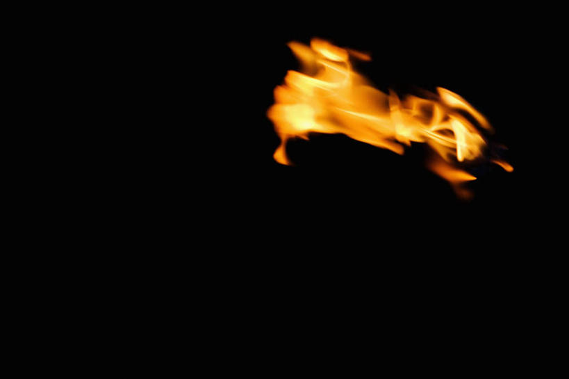 无人,横图,室外,夜晚,正面,热情,火,阴影,反射,火焰,影子,燃烧,火炬,彩图