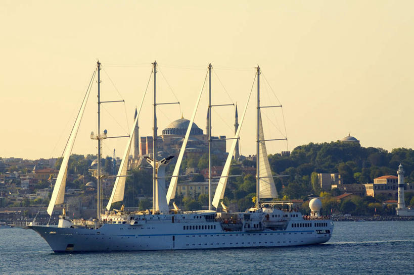 帆船,无人,家,横图,室外,白天,正面,度假,海浪,海洋,美景,日落,植物,城市风光,城市,船,希腊,欧洲,一艘,房屋,屋子,景观,浪花,晚霞,霞光,落日,公寓,首都,娱乐,洋房,楼房,住宅,树,树木,绿色,自然,海水,黄昏,交通工具,享受,休闲,景色,彩霞,放松,生长,成长,载具,海景,雅典,希腊共和国,阿提卡,夕照,阿提卡大区,大海,风浪,海,海水的波动,近岸浪,涌浪,夕阳,彩图,房子,斜阳