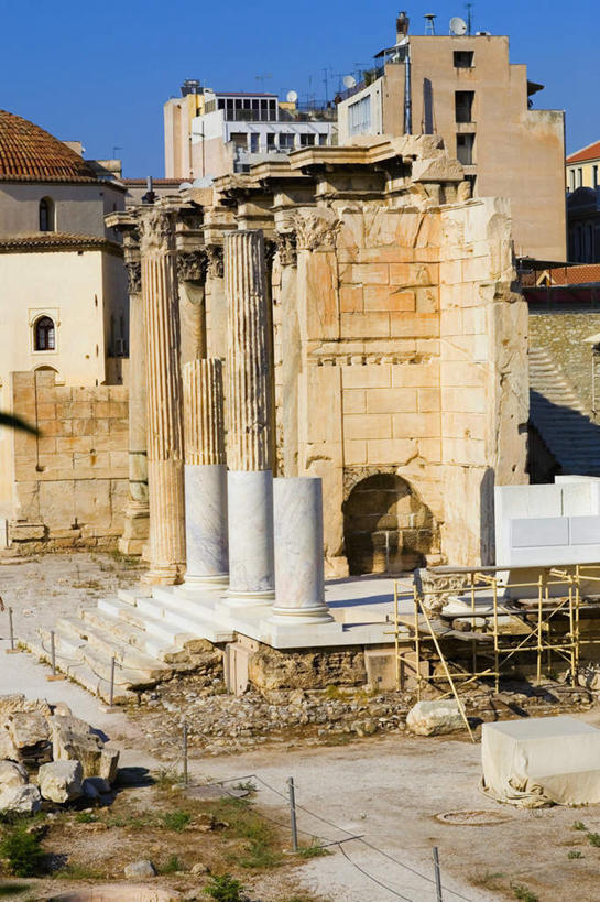 无人,家,栏杆,竖图,室外,白天,正面,旅游,度假,名胜古迹,楼梯,标志建筑,地标,建筑,希腊,欧洲,阴影,遗迹,光线,扶手,影子,堡垒,城堡,房屋,阶梯,屋子,公寓,首都,古迹,文物,娱乐,建设,古建筑,洋房,护栏,楼房,台阶,住宅,蓝色,蓝天,天空,阳光,天,享受,休闲,旅游胜地,放松,晴朗,要塞,雅典,古文明,希腊共和国,万里无云,阿提卡,阿提卡大区,设防,晴空,晴空万里,彩图,房子