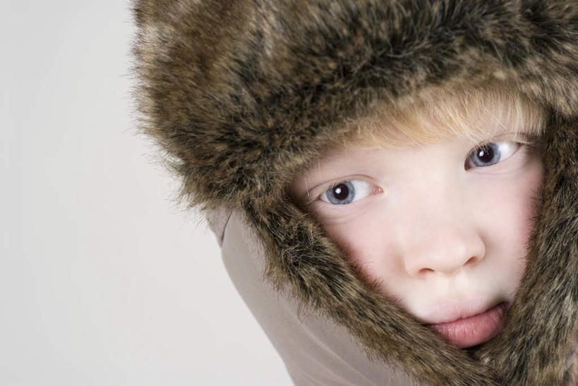 西方人,儿童,脸,头,脸颊,一个人,横图,室内,特写,白天,正面,纯洁,帽子,欧洲,欧洲人,仅一个女性,仅一个人,阴影,灰色背景,装饰,反射,影子,注视,小孩,观察,看,仅一个小孩,温暖,可爱,童年,童趣,摄影,影棚,观看,保暖,点缀,察看,御寒,关注,童真,烂漫,无邪,衬托,美观,棉帽,雷锋帽,天真,女孩,女人,女性,白种人,孩子,头部,脸部,脸蛋,面部,半身,彩图,影棚拍摄,拍摄,女生