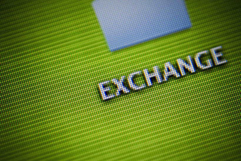 无人,横图,室内,特写,白天,正面,显示器,静物,一排,朦胧,模糊,整齐,英文,标志,屏幕,文字,字符,字母,文件夹,标识,显示屏,排列,英文字母,队列,输出设备,彩图