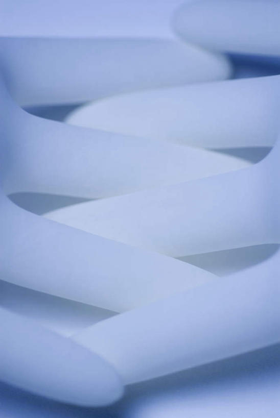 无人,竖图,俯视,室内,特写,白天,静物,阴影,蓝色背景,朦胧,模糊,反射,影子,两个,白色,手套,橡胶,摄影,影棚,橡胶手套,橡胶制品,医用手套,彩图,高角度拍摄,影棚拍摄,拍摄