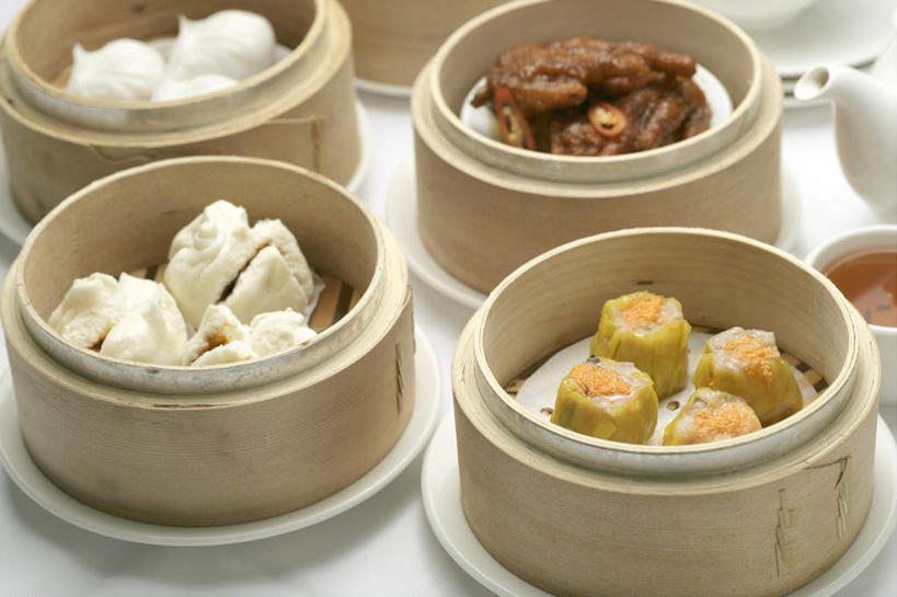 点心,蒸笼,无人,横图,俯视,室内,特写,白天,白色背景,烹饪,中餐,厨具,许多,阴影,竹制,反射,影子,料理,食品,包子,叉烧包,饺子,面点,烧卖,叉烧,菜肴,美食,食物,中式,虾饺,摄影,佳肴,影棚,竹制品,笼屉,蒸饺,鸡爪,烹饪用具,烧麦,烧梅,稍麦,肖米,烹调用具,烹调,彩图,高角度拍摄,影棚拍摄,拍摄,粉蒸鸡爪