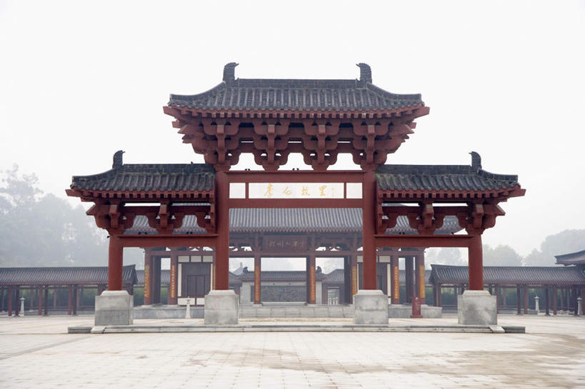 无人,横图,室外,白天,正面,旅游,度假,名胜古迹,植物,雾,标志建筑,地标,建筑,中国,亚洲,朦胧,模糊,遗迹,纪念馆,牌坊,牌楼,古迹,文化,文物,娱乐,建设,古建筑,树,树木,绿色,自然,享受,休闲,旅游胜地,放松,四川省,生长,成长,纪念,祭祀,迷雾,表彰,荣誉,古文明,东亚,四川,李白纪念馆,中华人民共和国,西南地区,荣耀,川,大雾,彩图,江油,江油市,诗城,传统文化