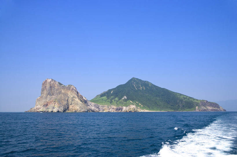 无人,横图,室外,白天,正面,旅游,度假,岛屿,海浪,海洋,石头,美景,山,山脉,台湾,中国,亚洲,阴影,光线,石子,影子,岛,景观,浪花,山顶,山峰,山峦,娱乐,蓝色,蓝天,天空,阳光,自然,海水,群山,天,享受,休闲,景色,放松,晴朗,自然风光,海景,东亚,沉积岩,台北,龟山岛,万里无云,港澳台,中华人民共和国,省会,台北市,台湾省,颠峰,极峰,水成岩,大海,风浪,海,海水的波动,近岸浪,列岛,群岛,石块,岩石,涌浪,诸岛,晴空,晴空万里,彩图,宜兰县,台