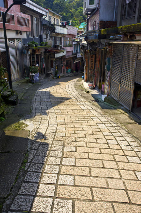 无人,家,竖图,室外,白天,正面,度假,美景,植物,城市风光,城市,道路,路,台湾,中国,亚洲,房屋,屋子,景观,公寓,小路,交通,娱乐,洋房,楼房,住宅,树,树木,绿色,自然,享受,休闲,景色,放松,生长,成长,东亚,台北县,港澳台,中华人民共和国,台湾省,新北,新北市,彩图,房子,平溪区,台