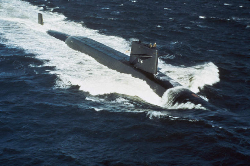 无人,横图,俯视,室外,白天,海浪,海洋,美国,一艘,波纹,飞溅,溅,液体,浪花,水滴,水珠,水纹,海水,船尾波,波浪,北美,北美洲,喷洒,美洲,海军,海景,潜艇,潜水艇,美军,核动力潜艇,核潜艇,军用潜艇,军用舰,军用艇,北亚美利加洲,亚美利加洲,海军潜艇,美国海军潜艇,大海,风浪,海,海水的波动,近岸浪,涌浪,彩图,高角度拍摄