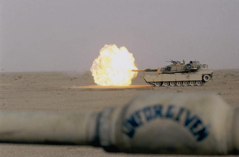 无人,横图,室外,白天,正面,热情,爆炸,竞争,火,美国,一辆,对抗,冲突,英文,标志,火焰,文字,字符,字母,燃烧,破坏,标识,武器,战争,运输,空军,英文字母,直升机,损坏,北美,北美洲,攻击,威胁,对立,矛盾,兵器,美洲,防御,军用机,运输机,美军,军用战斗机,运输直升机,军用运输器,敌对,挫败,斗争,抗拒,抗衡,北亚美利加洲,亚美利加洲,杀伤,威慑,危险,彩图,MH-53J直升机