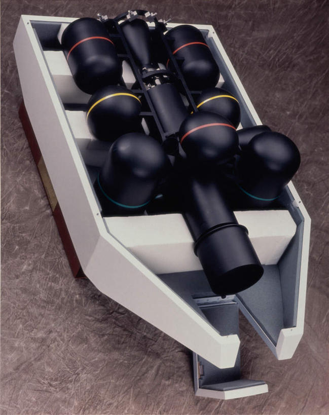 无人,竖图,俯视,室内,特写,白天,安全,静物,阴影,反射,影子,防护,保护,保险,横截面,剖面,保全,周全,安稳,安定,截面,截面图形,平安,彩图,高角度拍摄,安全囊