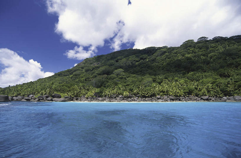 无人,横图,室外,白天,正面,旅游,度假,海浪,海洋,美景,沙滩,非洲,塞舌尔,阴影,光线,沙子,影子,海岸,景观,浪花,云,云朵,沙地,云彩,娱乐,蓝色,白云,蓝天,天空,阳光,自然,海水,天,享受,休闲,景色,放松,晴朗,自然风光,海景,塞舌尔共和国,阿非利加洲,东非,大海,风浪,海,海水的波动,海滩,近岸浪,涌浪,晴空,彩图