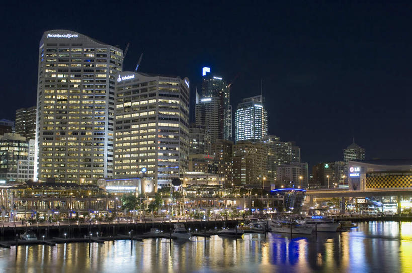 无人,高楼大厦,码头,横图,室外,夜晚,正面,度假,海浪,海洋,美景,城市风光,标志建筑,城市,大厦,地标,港口,建筑,摩天大楼,澳大利亚,阴影,光线,影子,景观,浪花,建筑群,灯光,娱乐,建设,海水,享受,休闲,景色,放松,大洋洲,悉尼,澳洲,海景,南方大陆,首府,澳大利亚联邦,新州,新南威尔士,新南威尔士州,达令港,情人港,大海,风浪,海,海水的波动,近岸浪,涌浪,彩图,摆渡口,埠头,大楼,渡口,渡头,港湾,高层建筑,高楼,海港,货运码头,口岸,摩天楼,商港