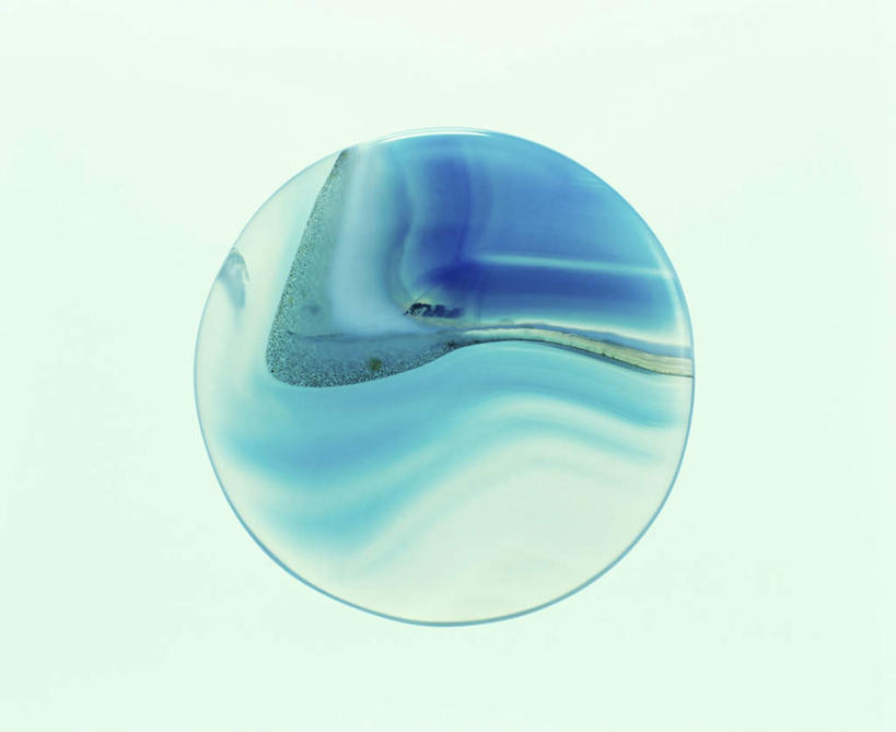 无人,横图,俯视,室内,特写,白天,静物,玉,阴影,反射,纹路,纹理,影子,蓝色,摄影,奢侈品,影棚,玉器,贵重,珍贵,玉石,肌理,宝贵,彩图,高角度拍摄,影棚拍摄,拍摄