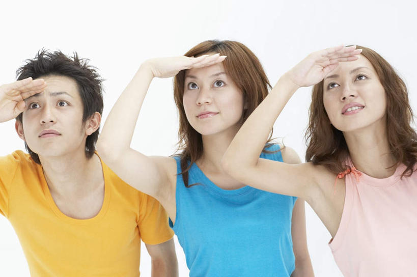 东方人,三个人,伙伴,朋友,站,横图,室内,白天,白色背景,正面,友谊,亚洲,一排,眺望,远眺,服装,整齐,远望,注视,休闲装,黄种人,排列,衣服,粉色,黄色,蓝色,观察,看,站着,休闲,休闲服,遮,遮掩,摄影,服饰,影棚,观看,遥望,察看,掩盖,遮挡,队列,关注,遮盖,掩饰,了望,远瞩,友情,男人,男性,年轻男性,年轻女性,女人,女性,亚洲人,站立,半身,彩图,影棚拍摄,拍摄