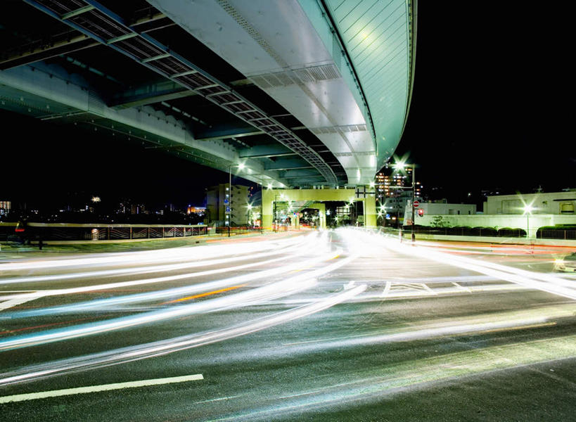 无人,横图,室外,夜晚,长时间曝光,仰视,度假,美景,城市风光,城市,道路,路,路灯,公路,照明,阴影,朦胧,模糊,光线,影子,景观,高架,灯光,交通,娱乐,灯,享受,休闲,景色,放松,照亮,照明设备,高架桥,高架道路,跨线桥,彩图,低角度拍摄